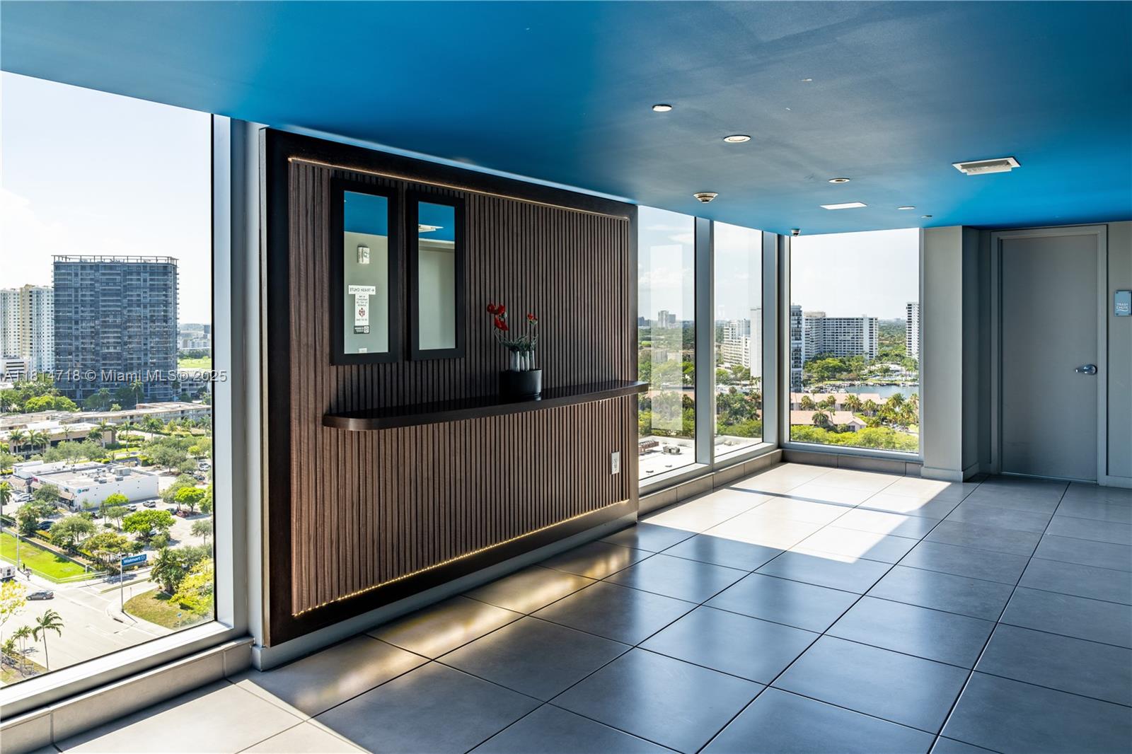 BEACHWALK CONDOMINIUM - Residential