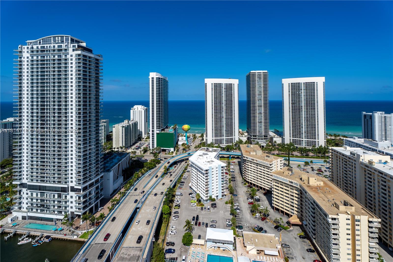 BEACHWALK CONDOMINIUM - Residential