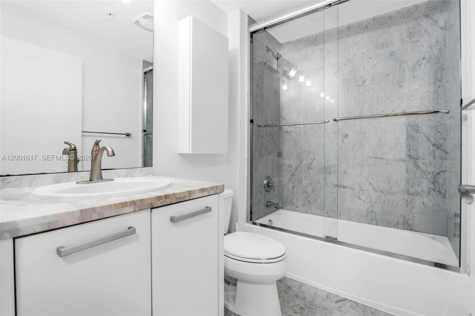 VIZCAYNE SOUTH CONDO - Residential