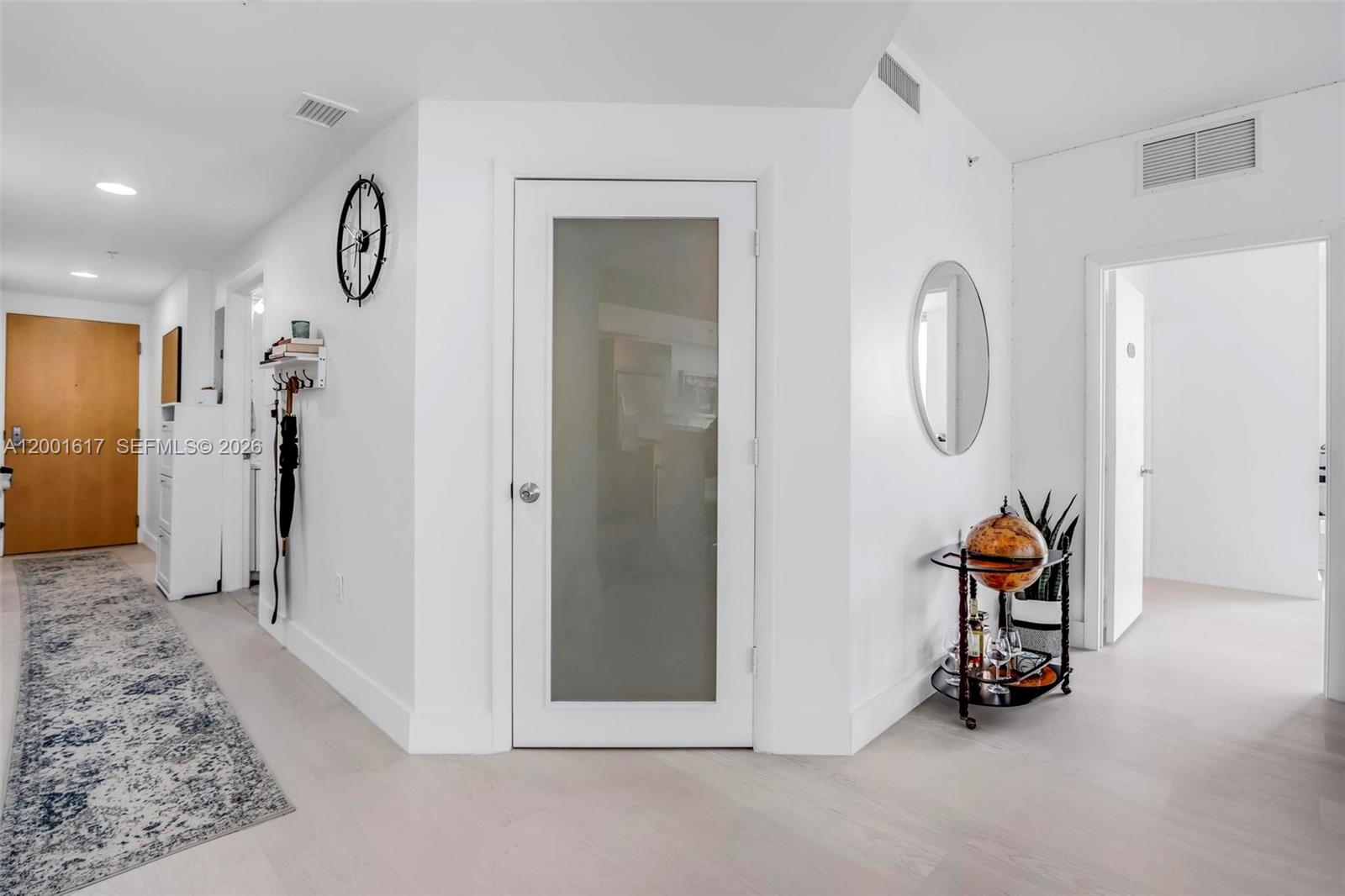 VIZCAYNE SOUTH CONDO - Residential