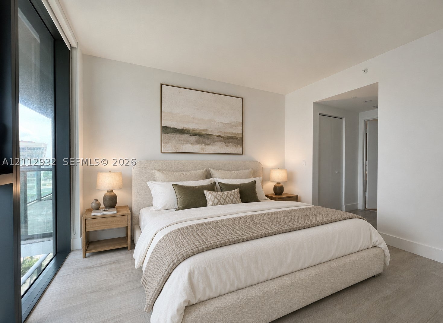 121 NE 34th St 903
