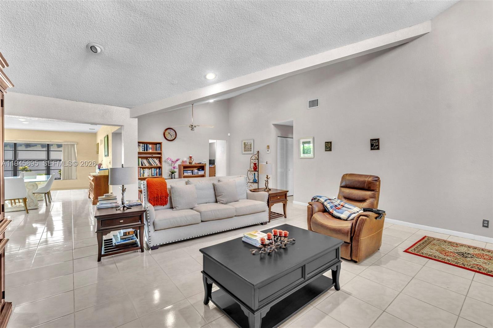 PINES AT WOODMONT II COND - Residential