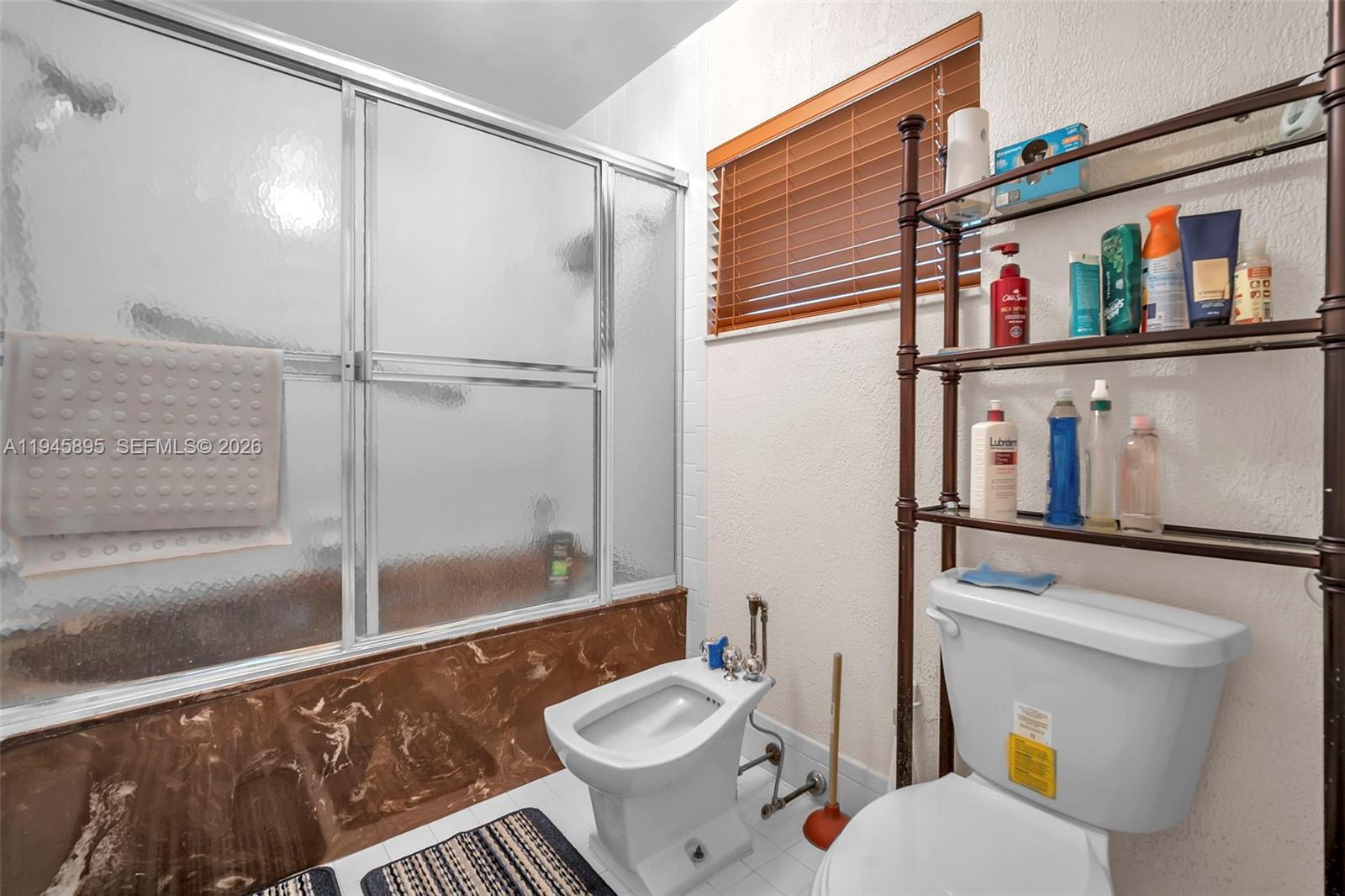 PINES AT WOODMONT II COND - Residential