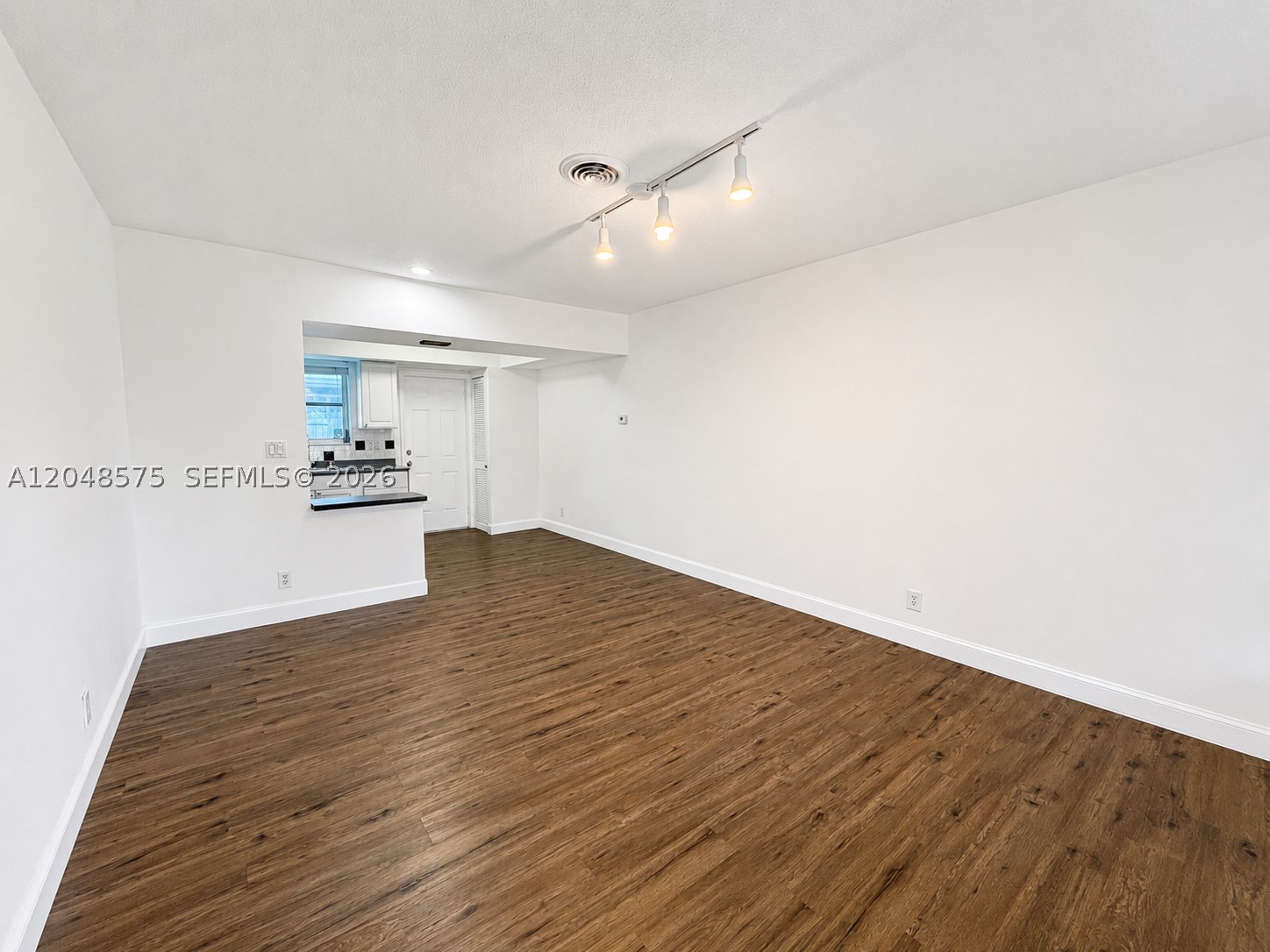 117 NE 30th Ct 2