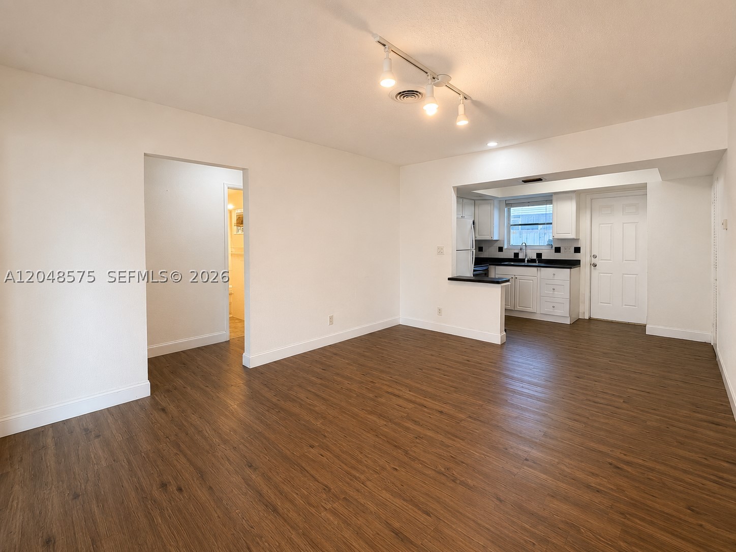 117 NE 30th Ct 2