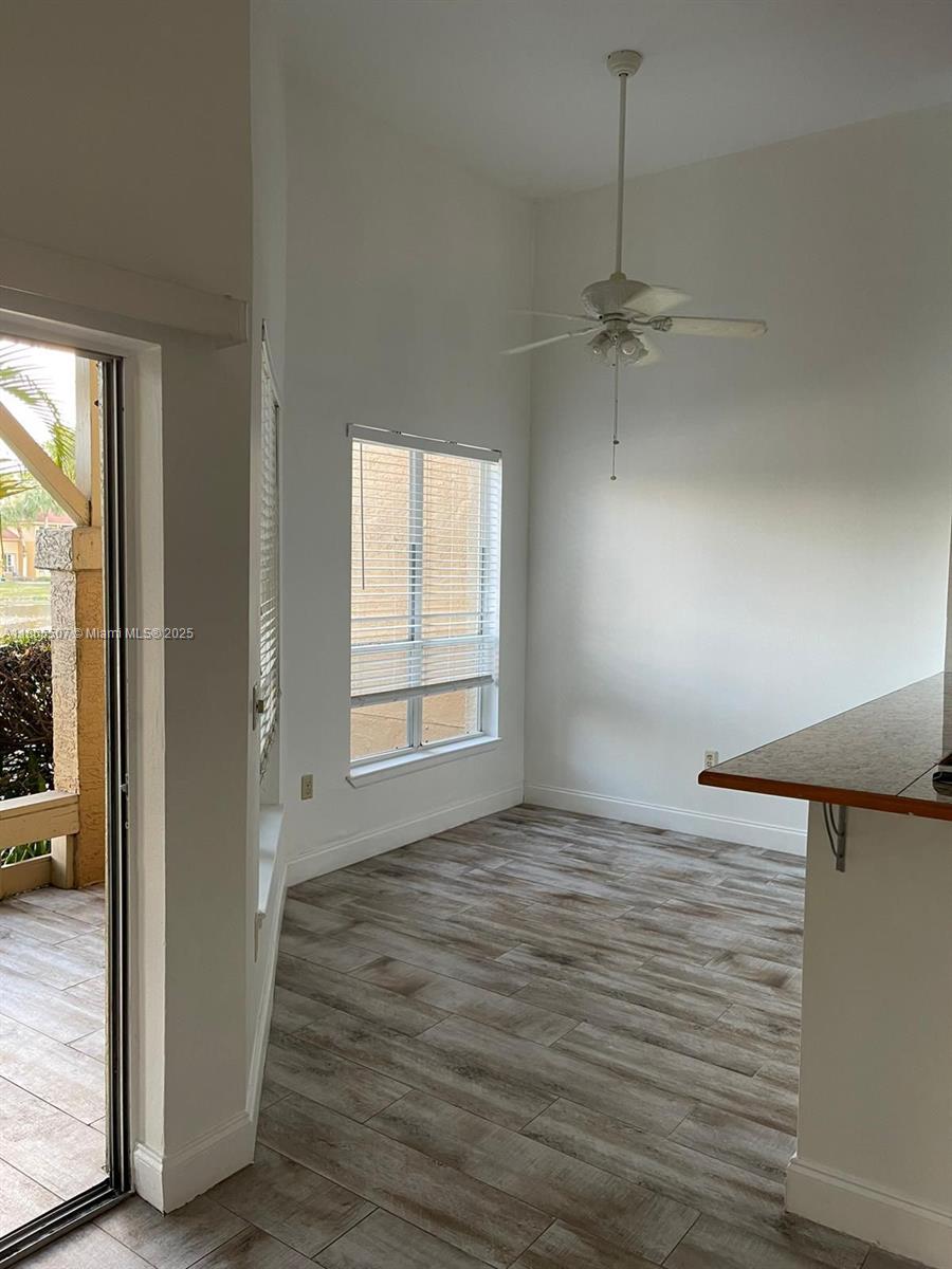 PALM LAKE CONDO - Residential Lease
