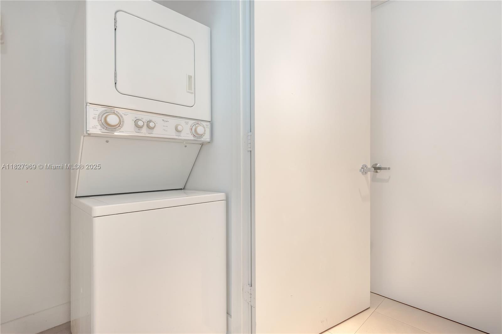 1060 BRICKELL CONDO - Residential Lease