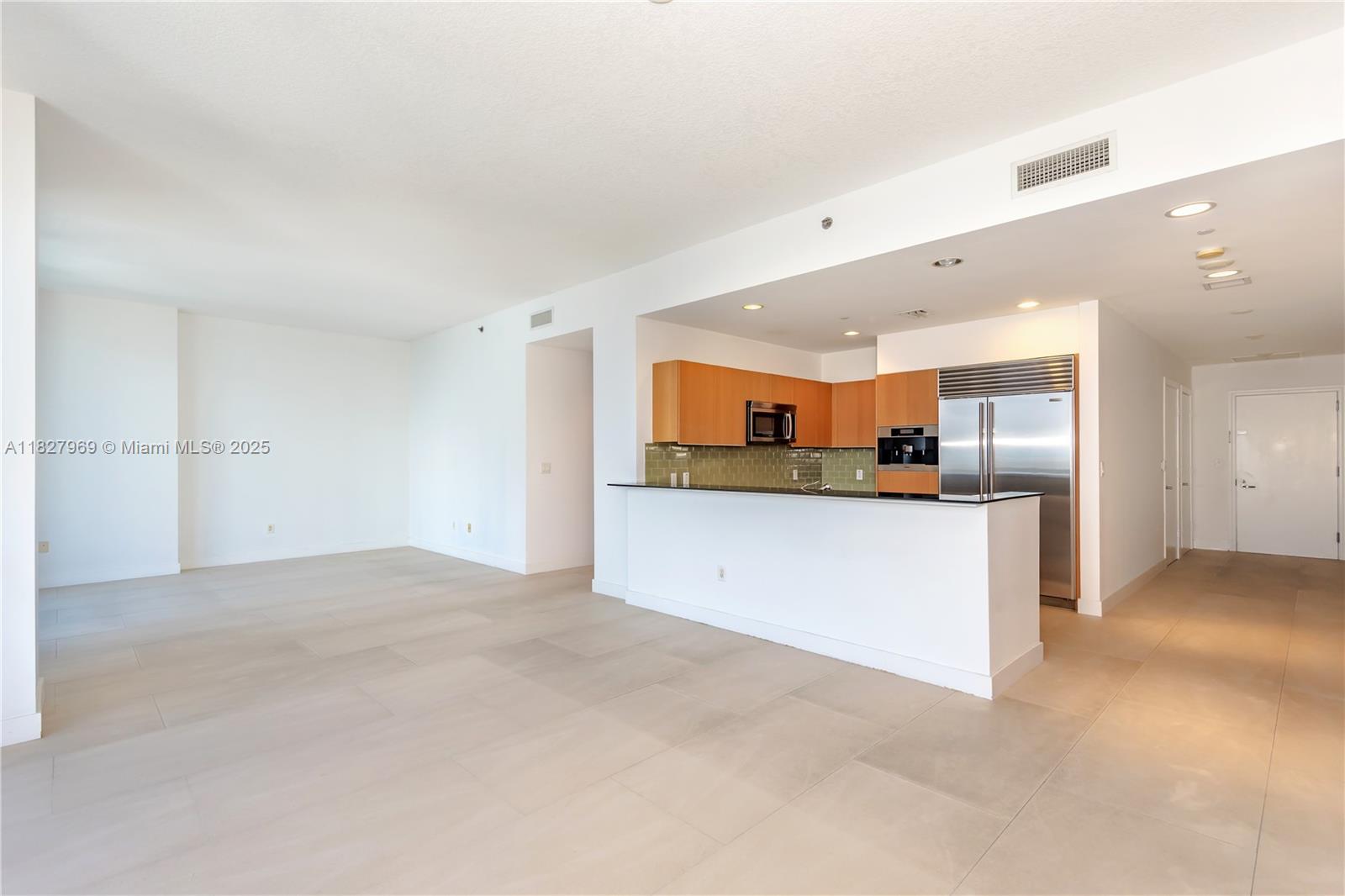 1060 BRICKELL CONDO - Residential Lease