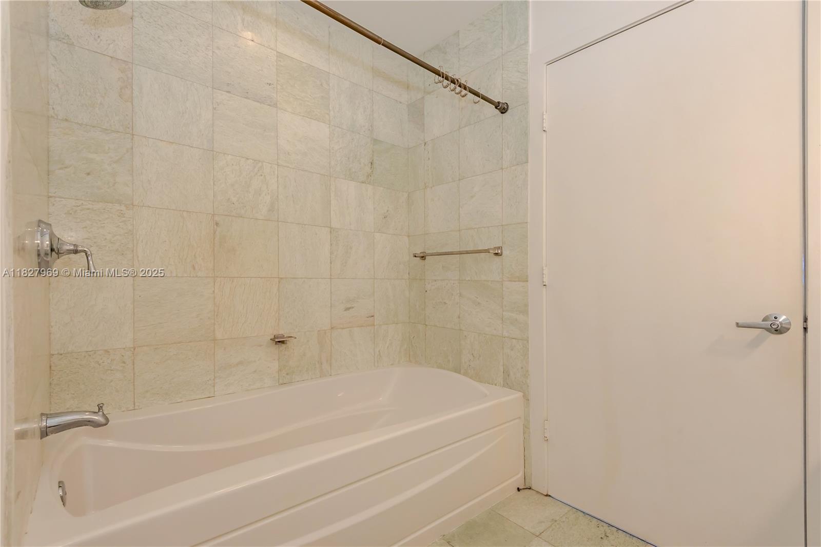 1060 BRICKELL CONDO - Residential Lease