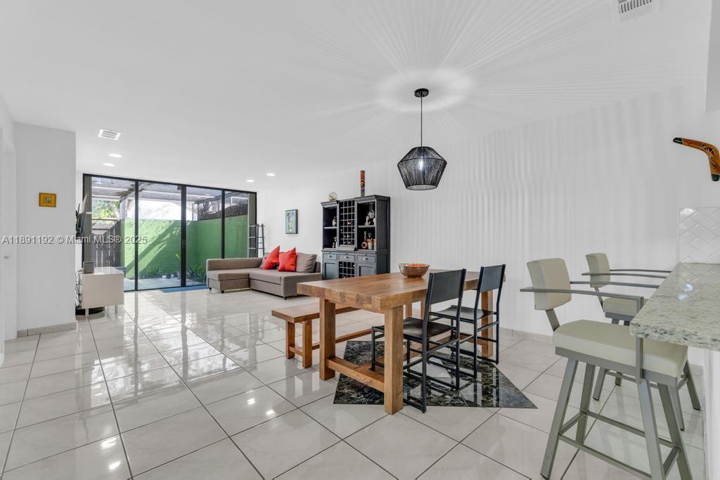 CALUSA POINT - Residential