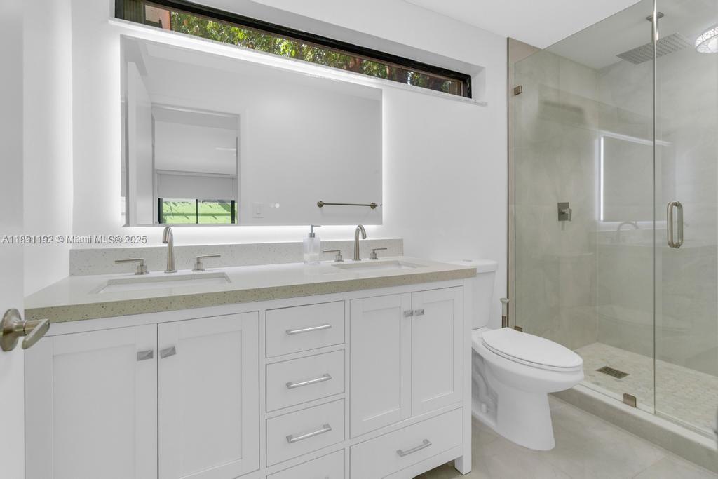 CALUSA POINT - Residential