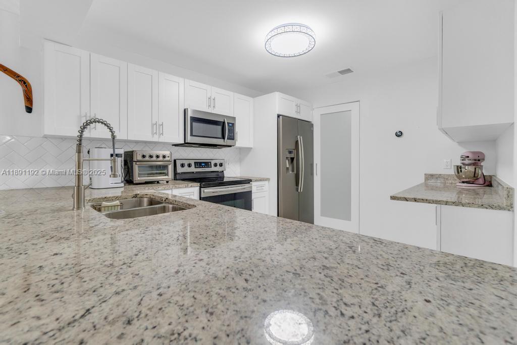 CALUSA POINT - Residential