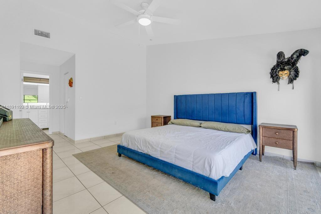 CALUSA POINT - Residential