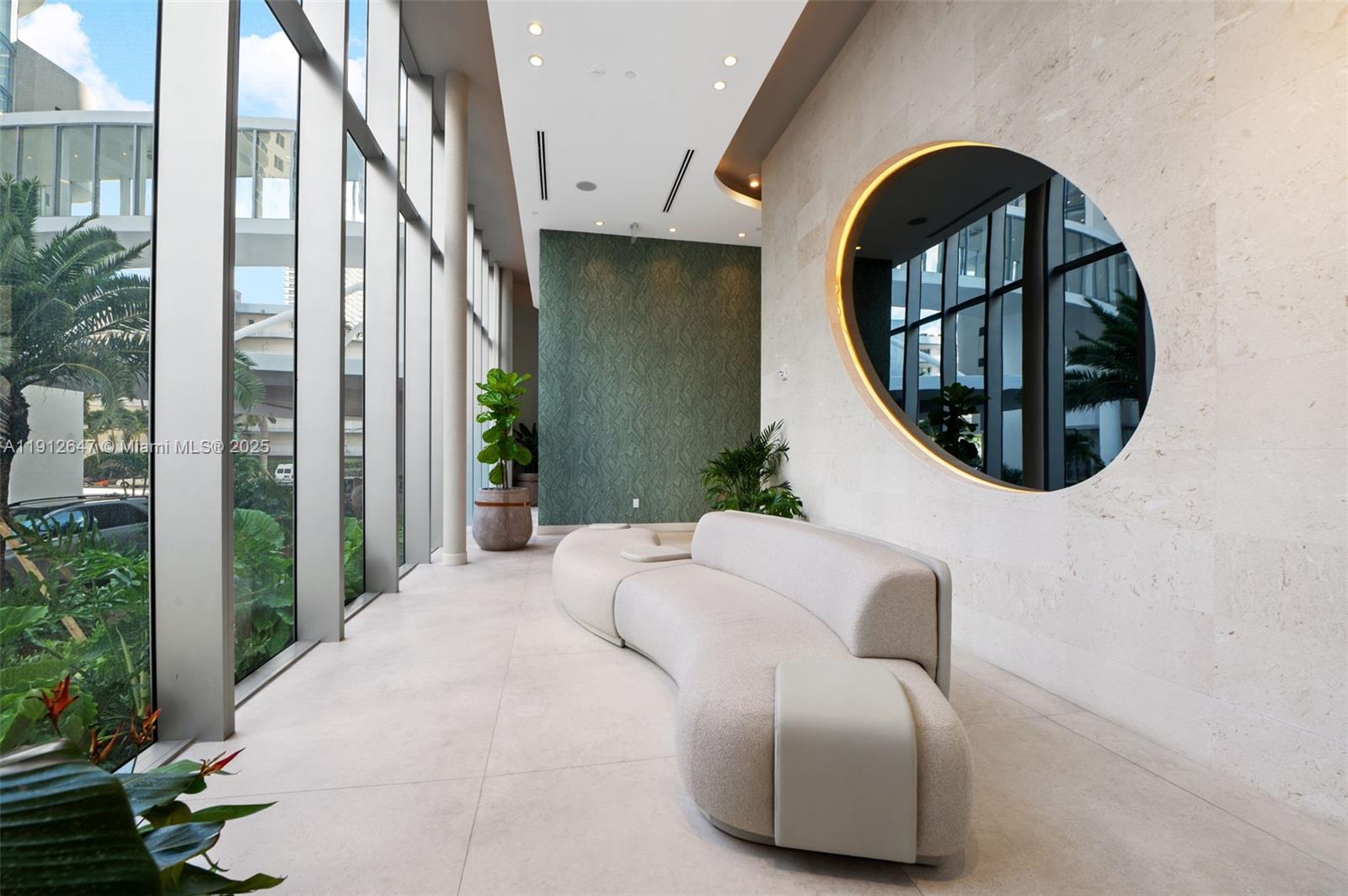 ARIA RESERVE SOUTH - Residential Lease