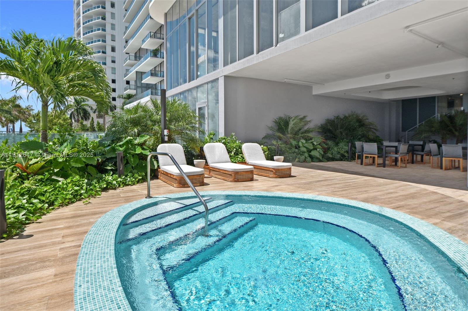 ARIA RESERVE SOUTH - Residential Lease