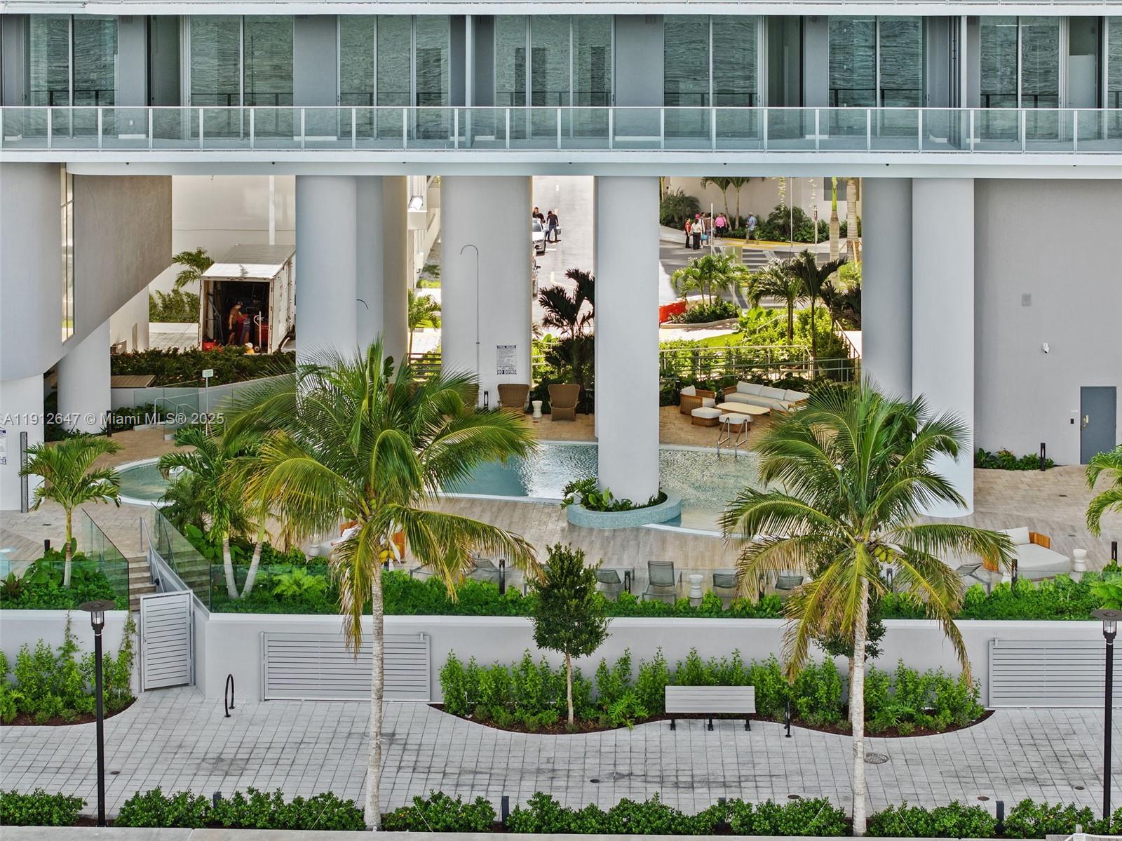 ARIA RESERVE SOUTH - Residential Lease