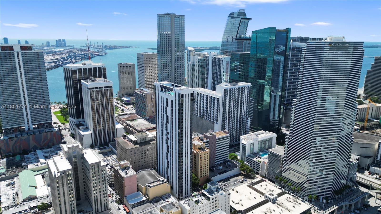 CENTRO CONDO - Residential Lease