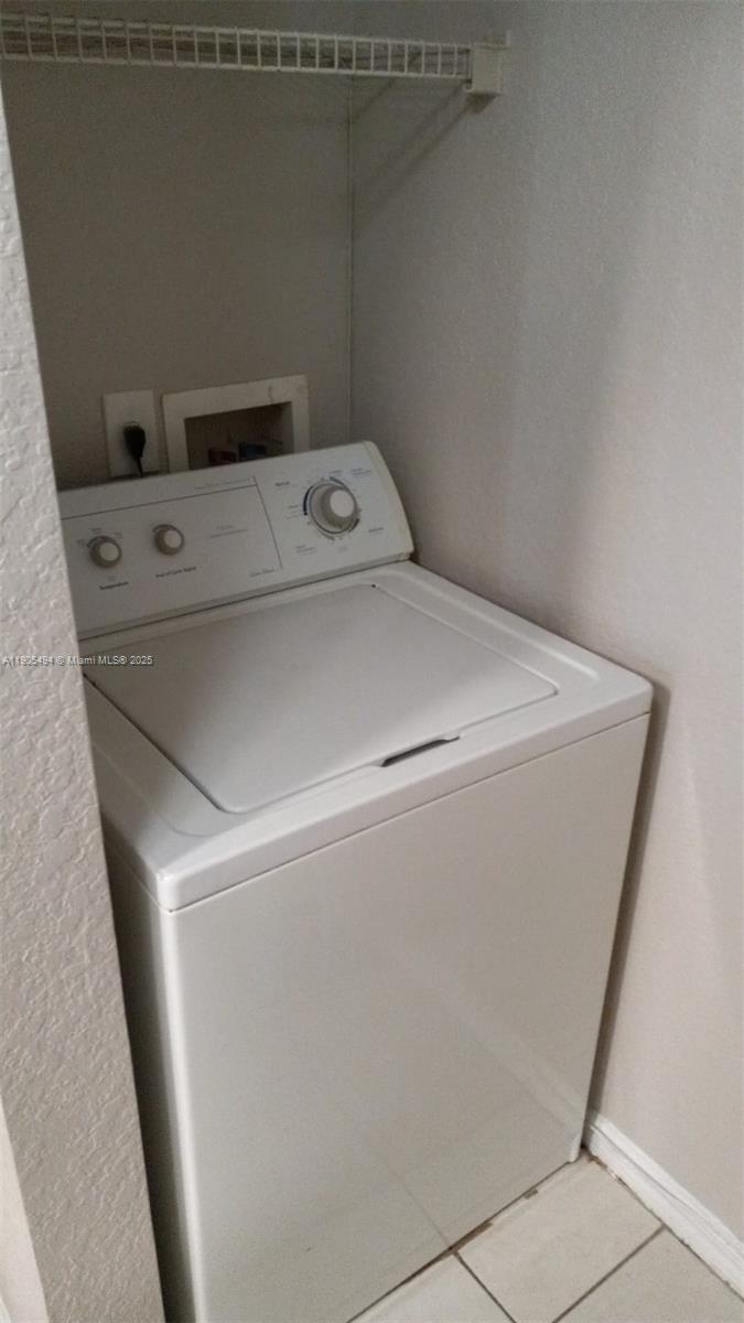 BELMONT AT NORTH LAUDERDA - Residential Lease