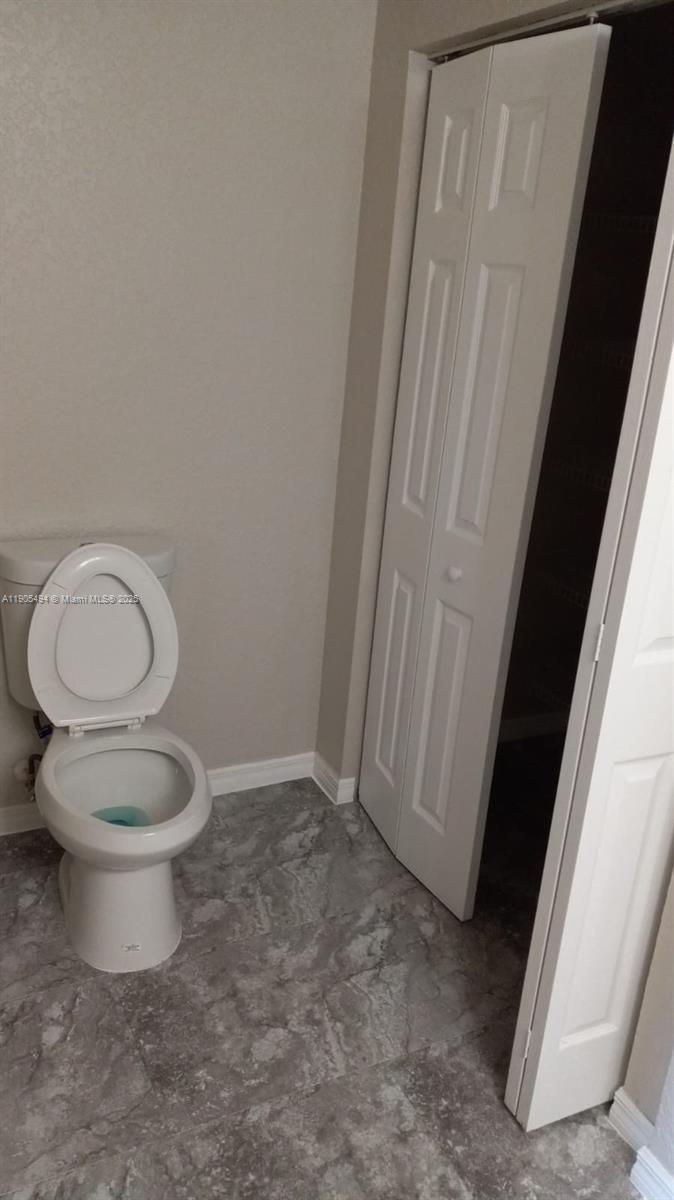 BELMONT AT NORTH LAUDERDA - Residential Lease