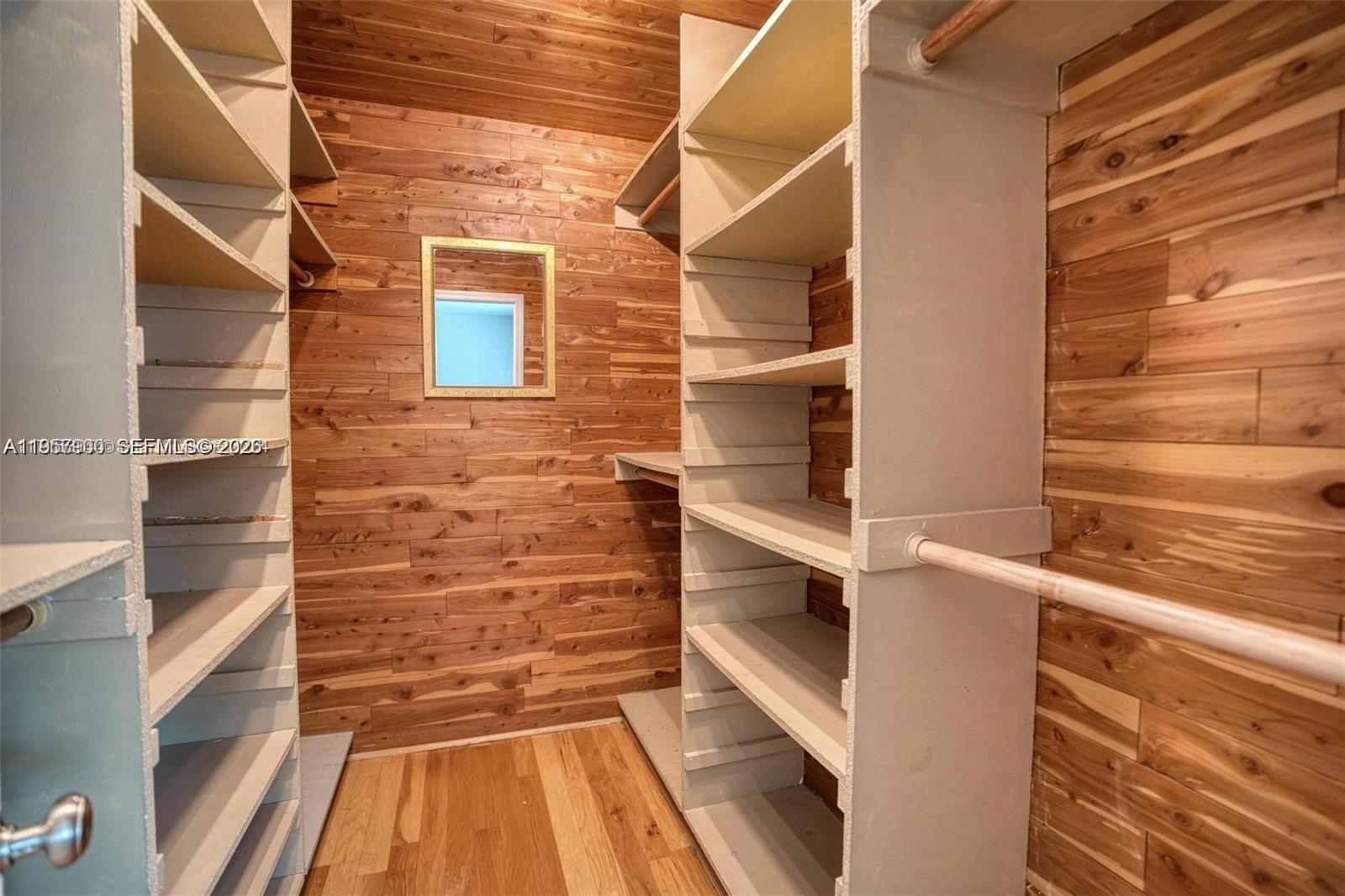 OAKLAND PARK SECOND ADD - Residential Lease