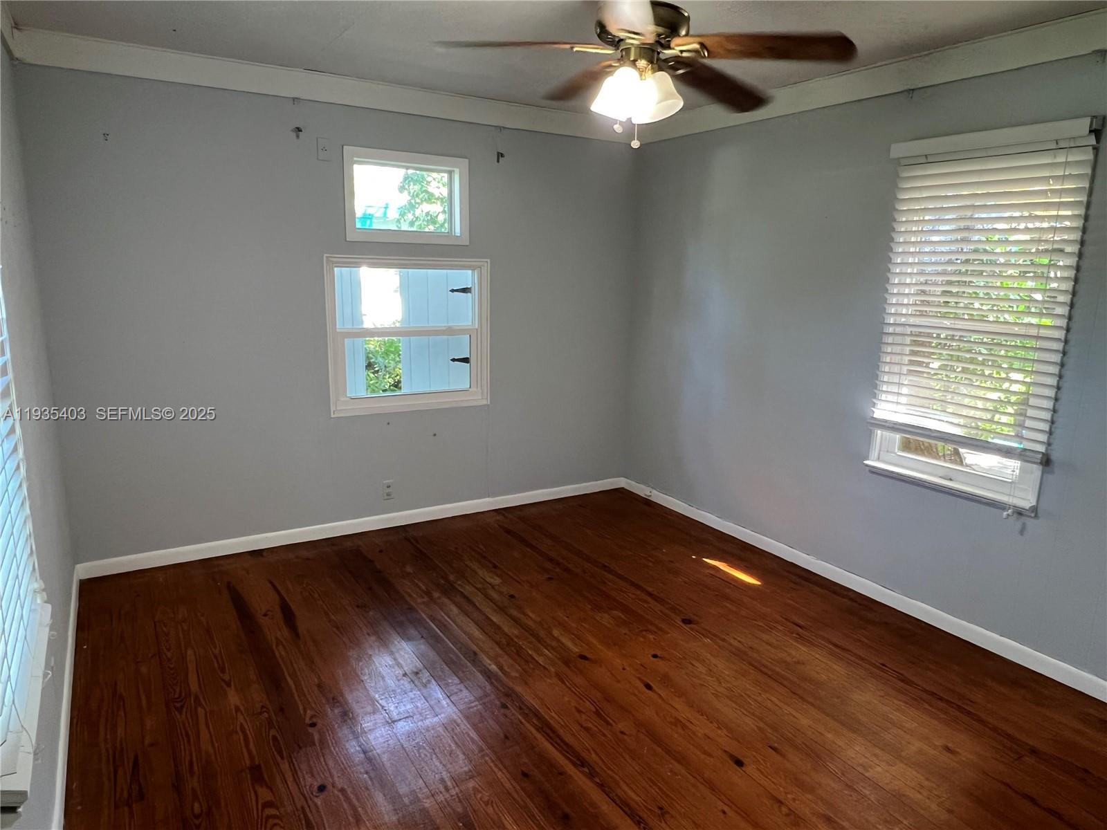 LAUDERDALE - Residential Lease