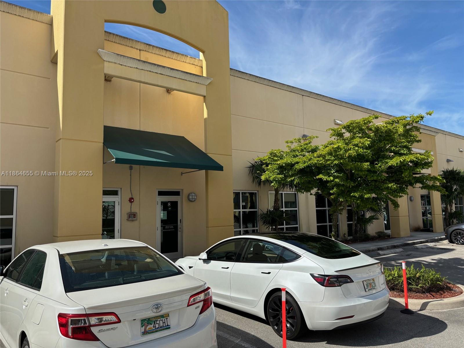 Great Warehouse, 100% AC, 2,400 SF (include office approximately 700 SF + bath) at 595 Corporate Park of Commerce. - 19 foot ceiling - 10 x 12 street level door. - Just off Interstate 595 with direct on-ramp access to the Expressway. - 595 Corporate Park of Commerce is a master-planned Class A business environment - Located 12 minutes from Fort Lauderdale-Hollywood International Airport and adjacent to entrance of Port Everglades - Overnight roaming security - 595 and Turnpike access via direct on-ramp.