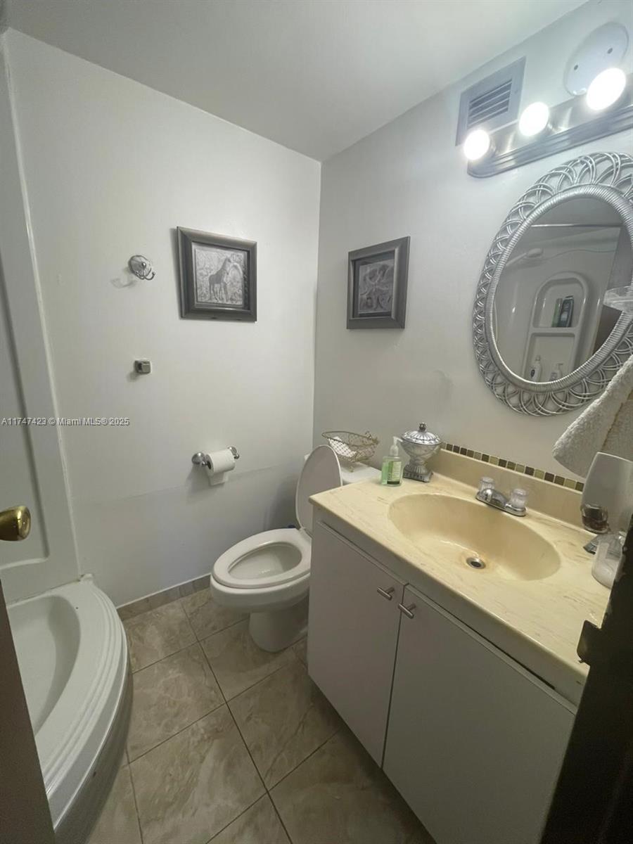 DESOTO PARK CONDO - Residential