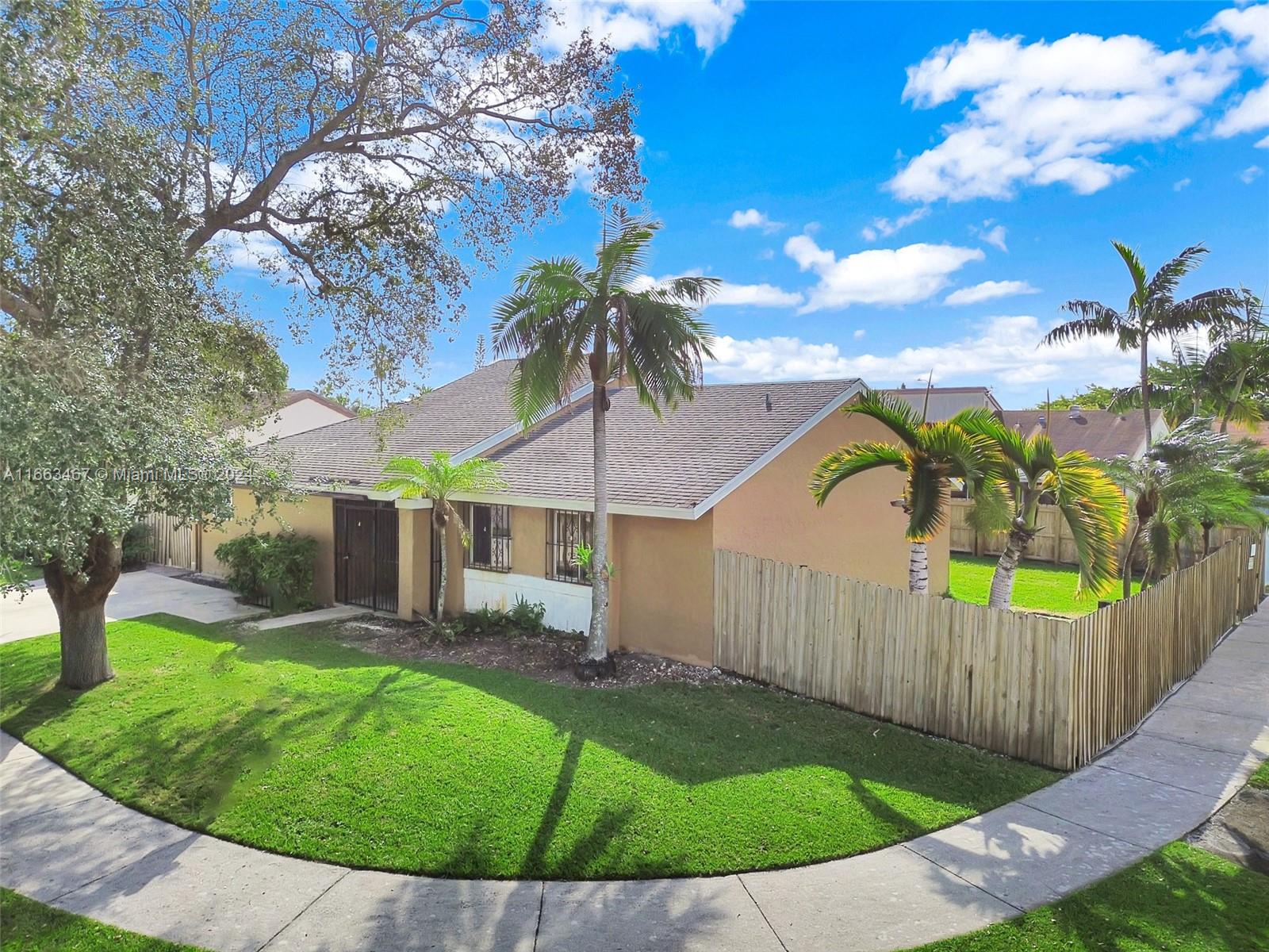 12332 Sw 202nd Ter Ter, Miami, Broward County, Florida - 3 Bedrooms  
2 Bathrooms - 