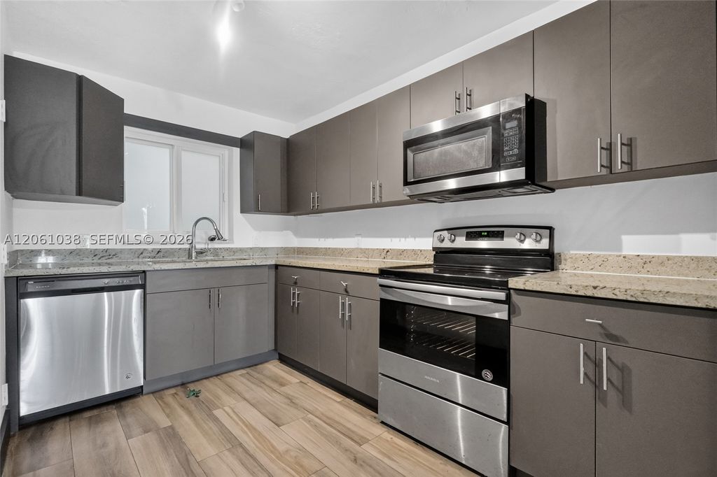 Photo of 1939 Jefferson St #303, Hollywood, FL 33020 (MLS # A12061038)