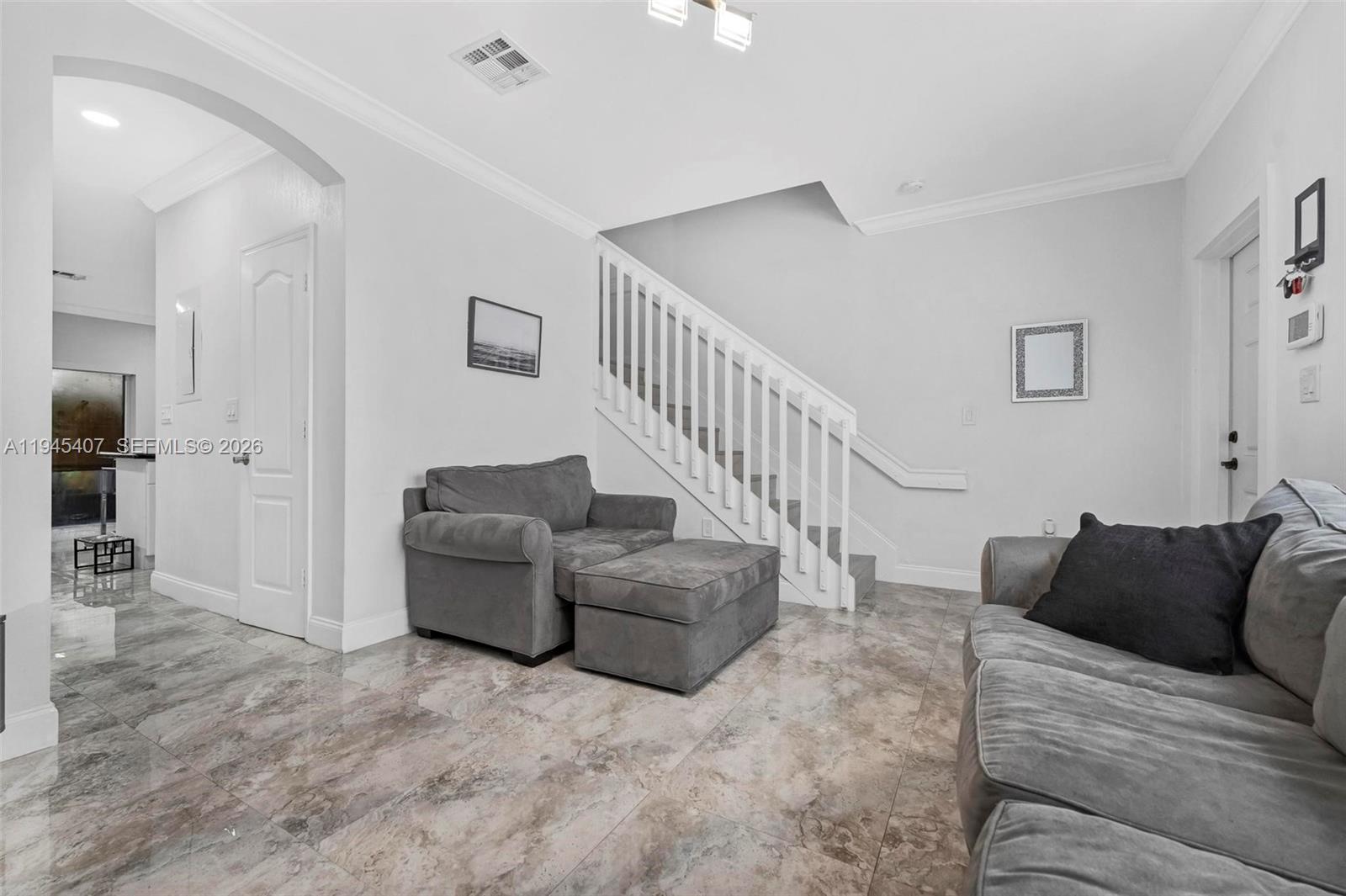 PASEOS AT MIAMI LAKES - Residential