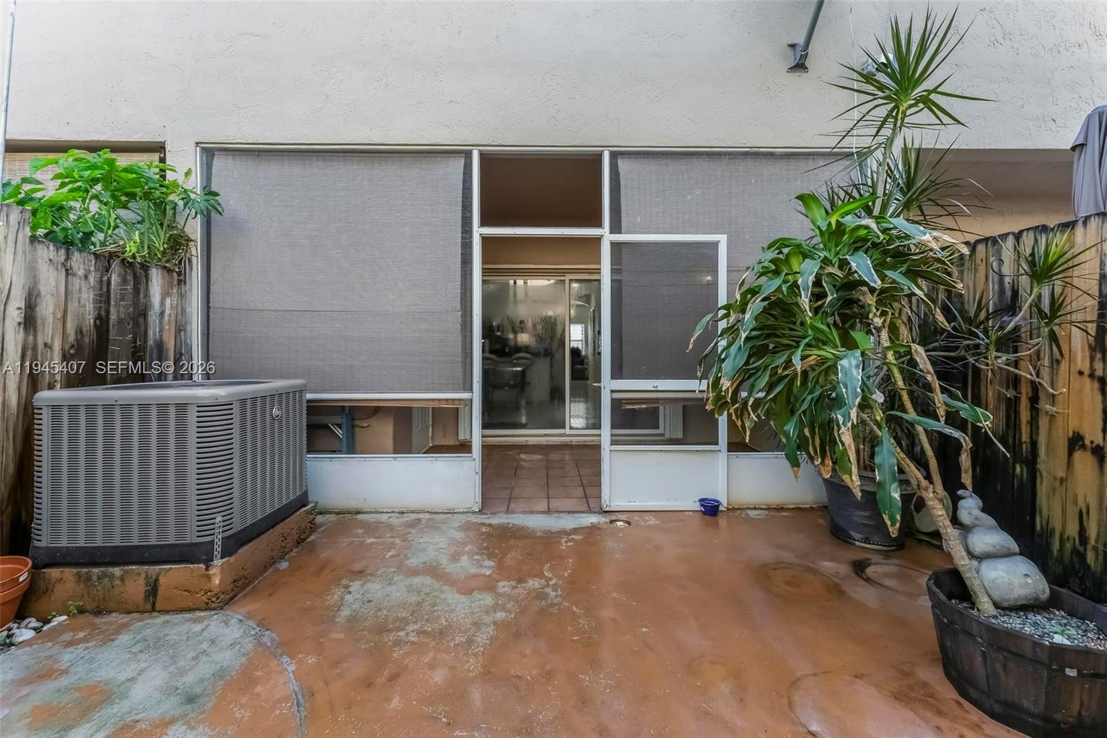 PASEOS AT MIAMI LAKES - Residential