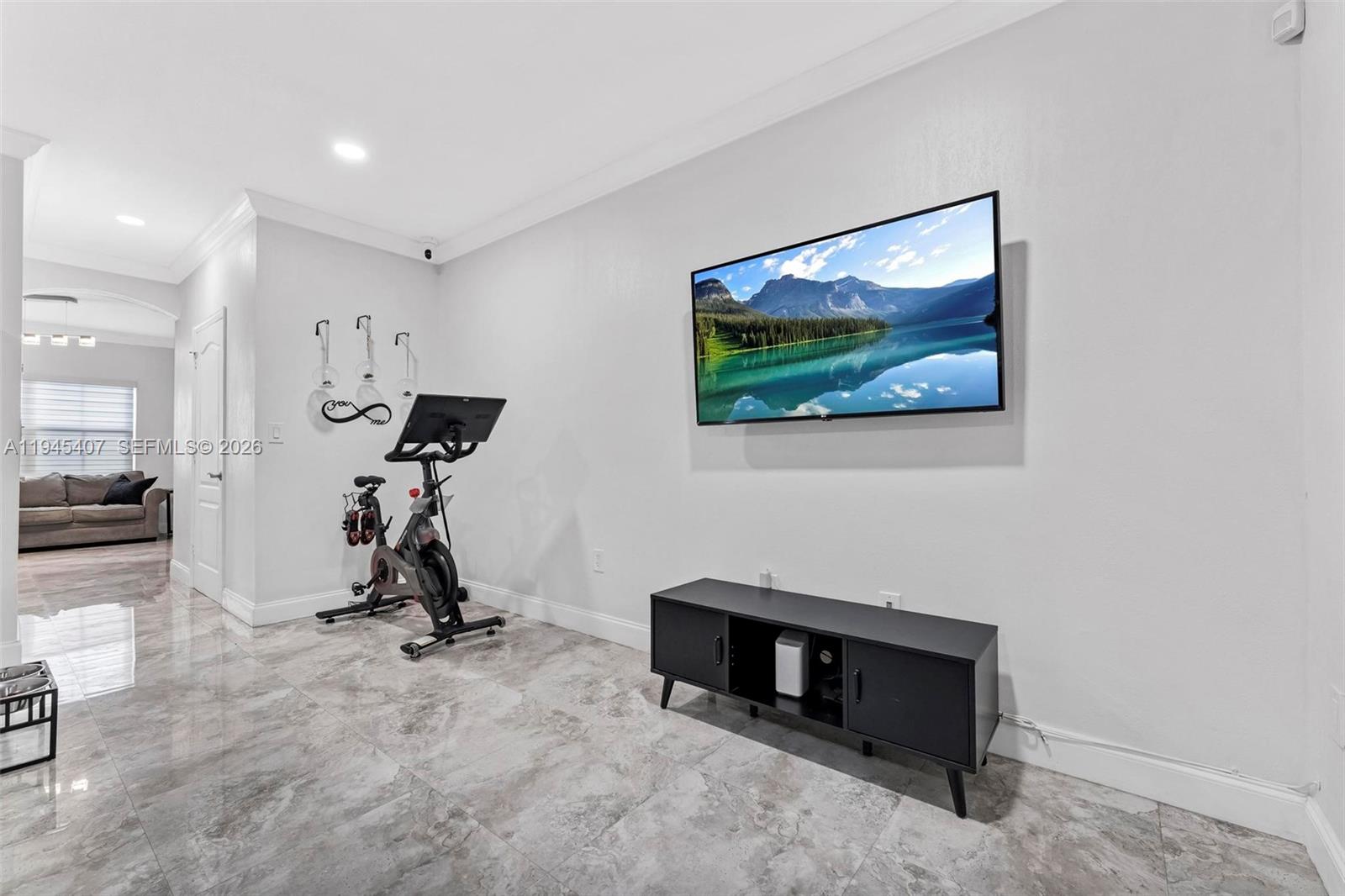 PASEOS AT MIAMI LAKES - Residential