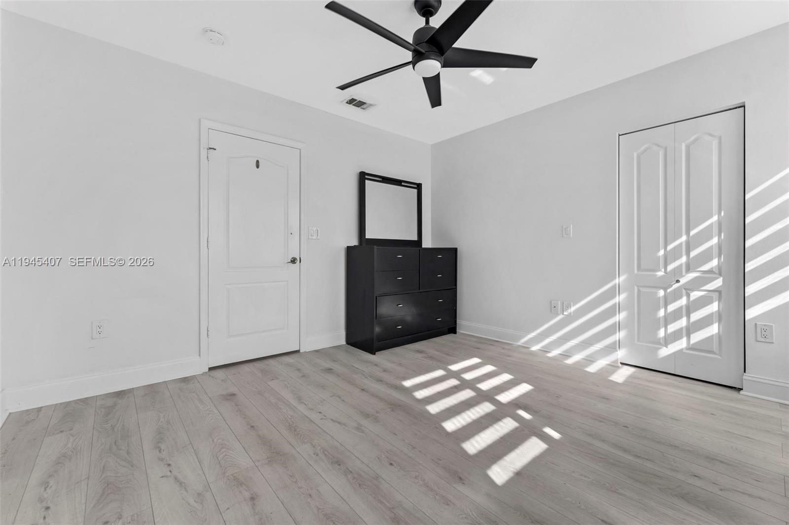 PASEOS AT MIAMI LAKES - Residential