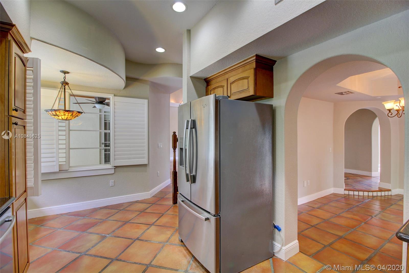 6TH ADDN TO ROYAL OAKS - Residential