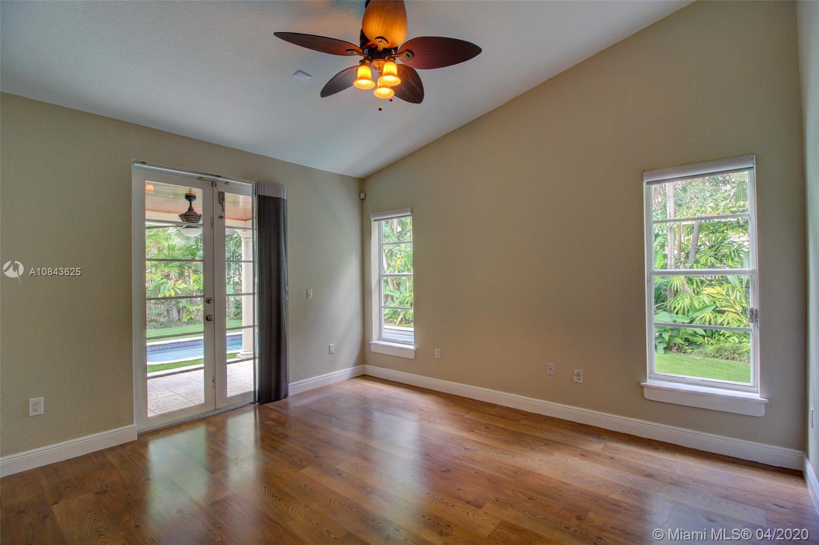 6TH ADDN TO ROYAL OAKS - Residential