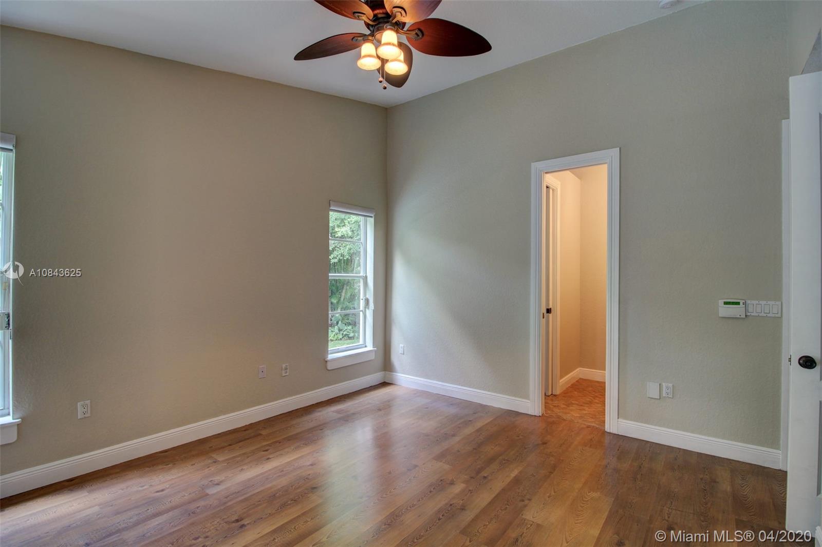 6TH ADDN TO ROYAL OAKS - Residential