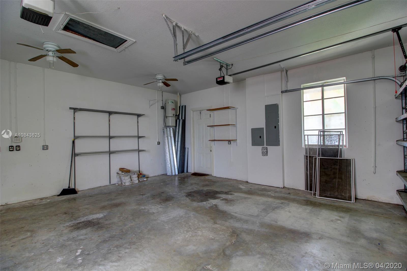 6TH ADDN TO ROYAL OAKS - Residential