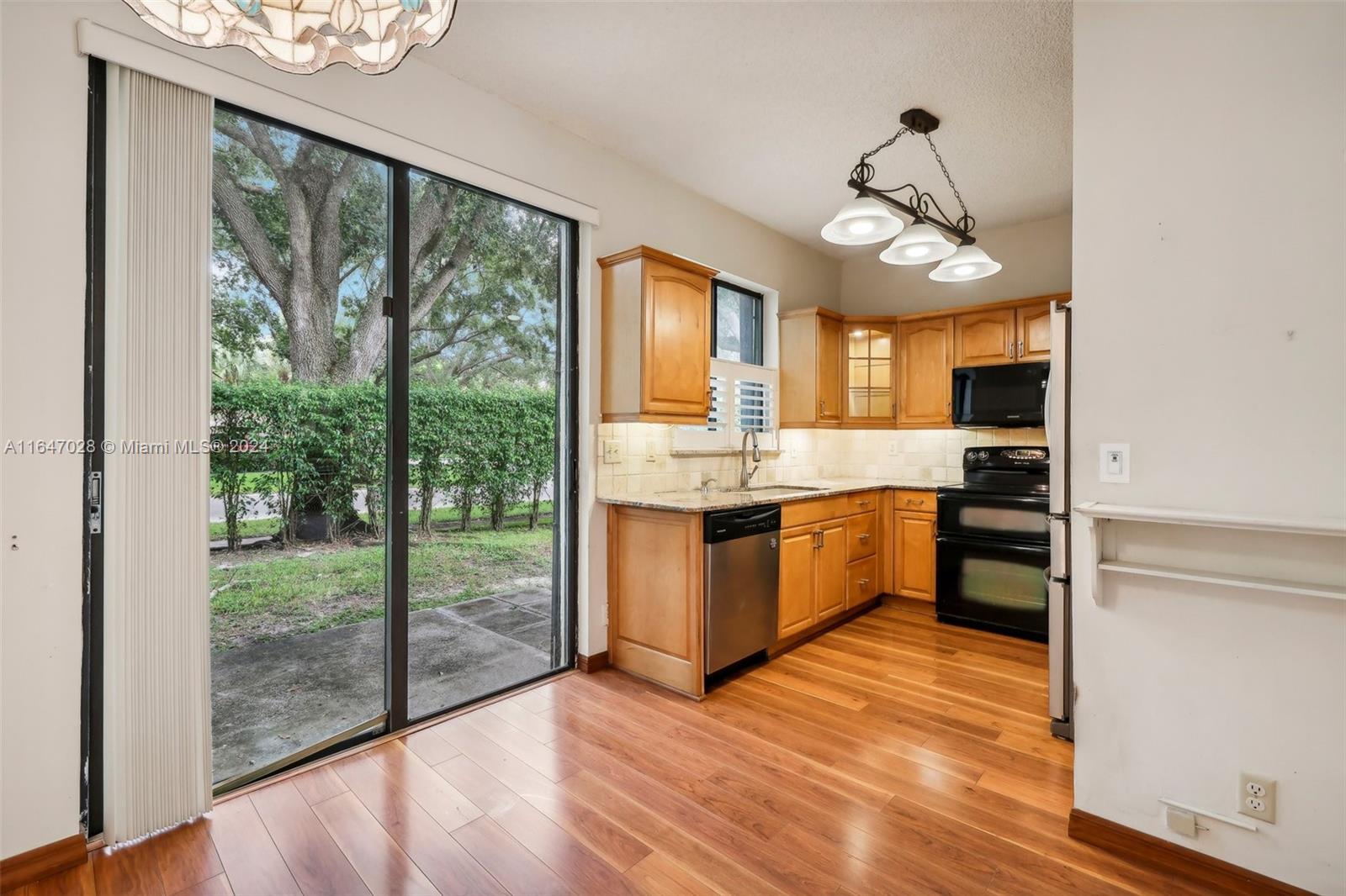1010 NW 105th Way B-139