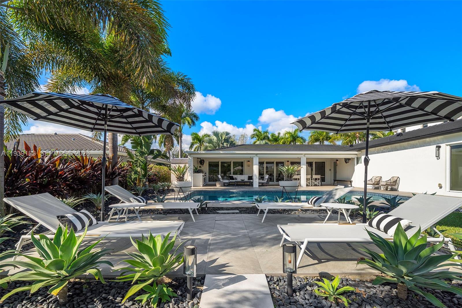 GOLDEN ISLES - Residential