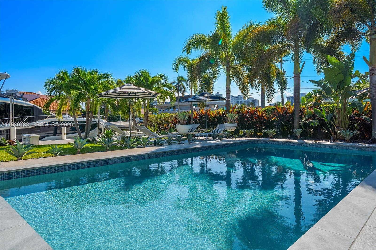 GOLDEN ISLES - Residential