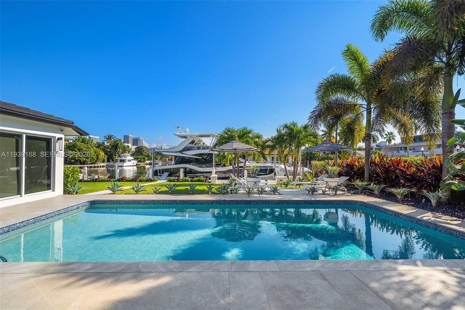 GOLDEN ISLES - Residential