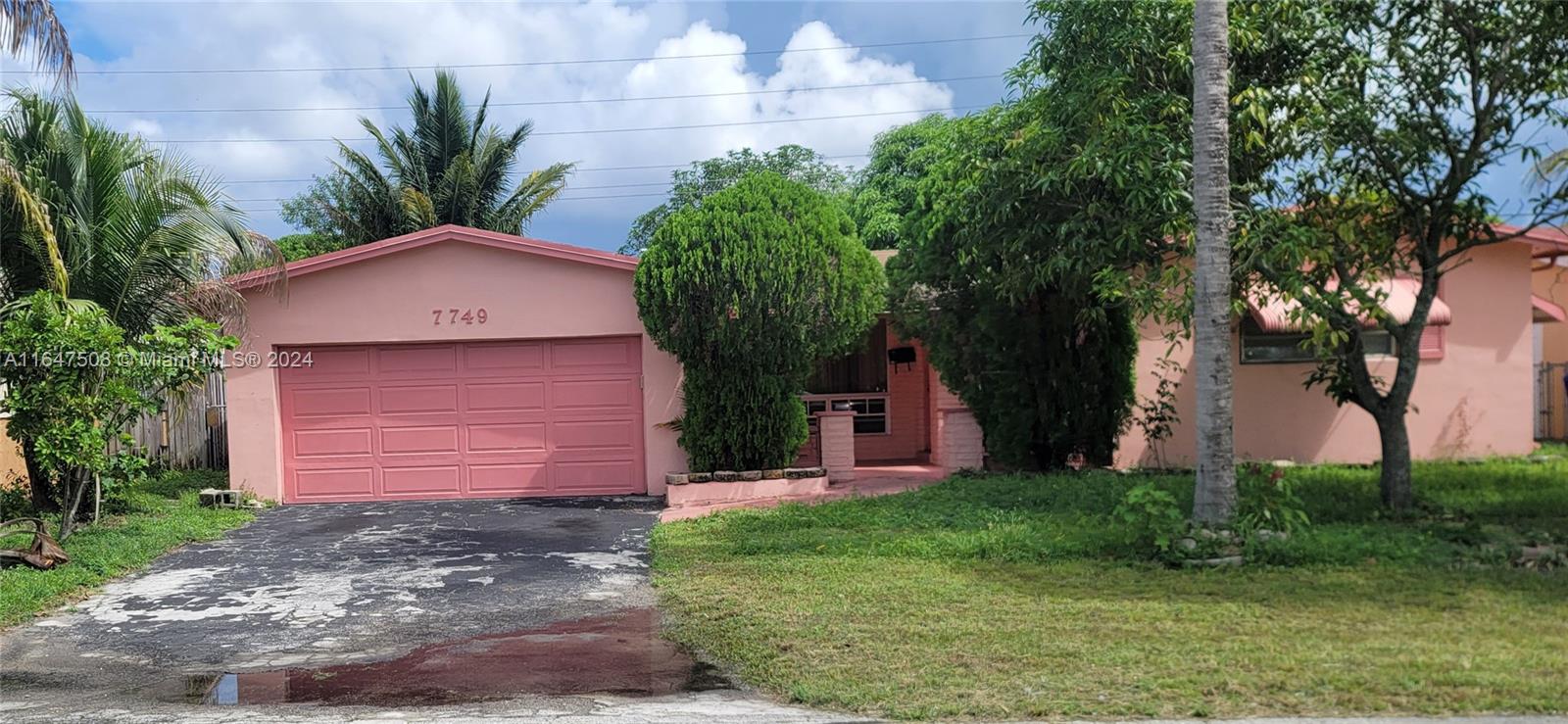 7749 Fairway Blvd, Miramar, Broward County, Florida - 3 Bedrooms  
2 Bathrooms - 