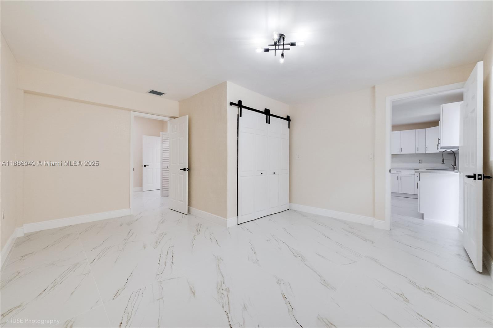 ROSEHAVEN - Residential Lease