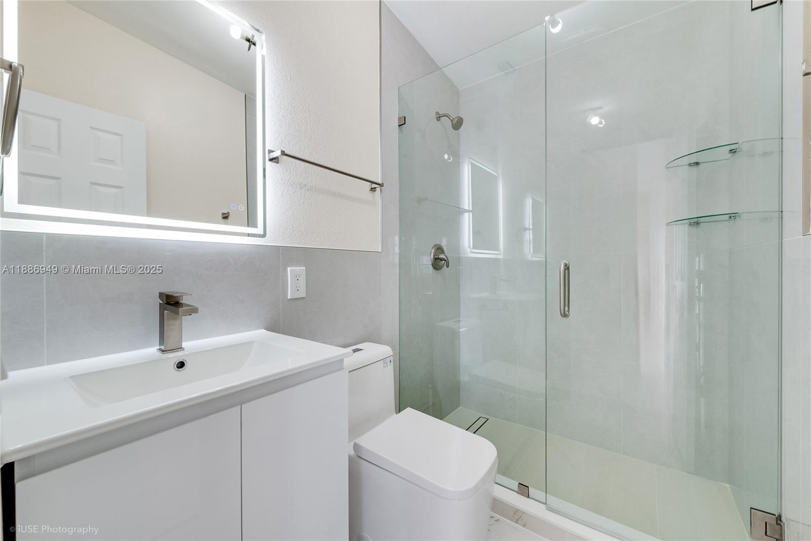 ROSEHAVEN - Residential Lease