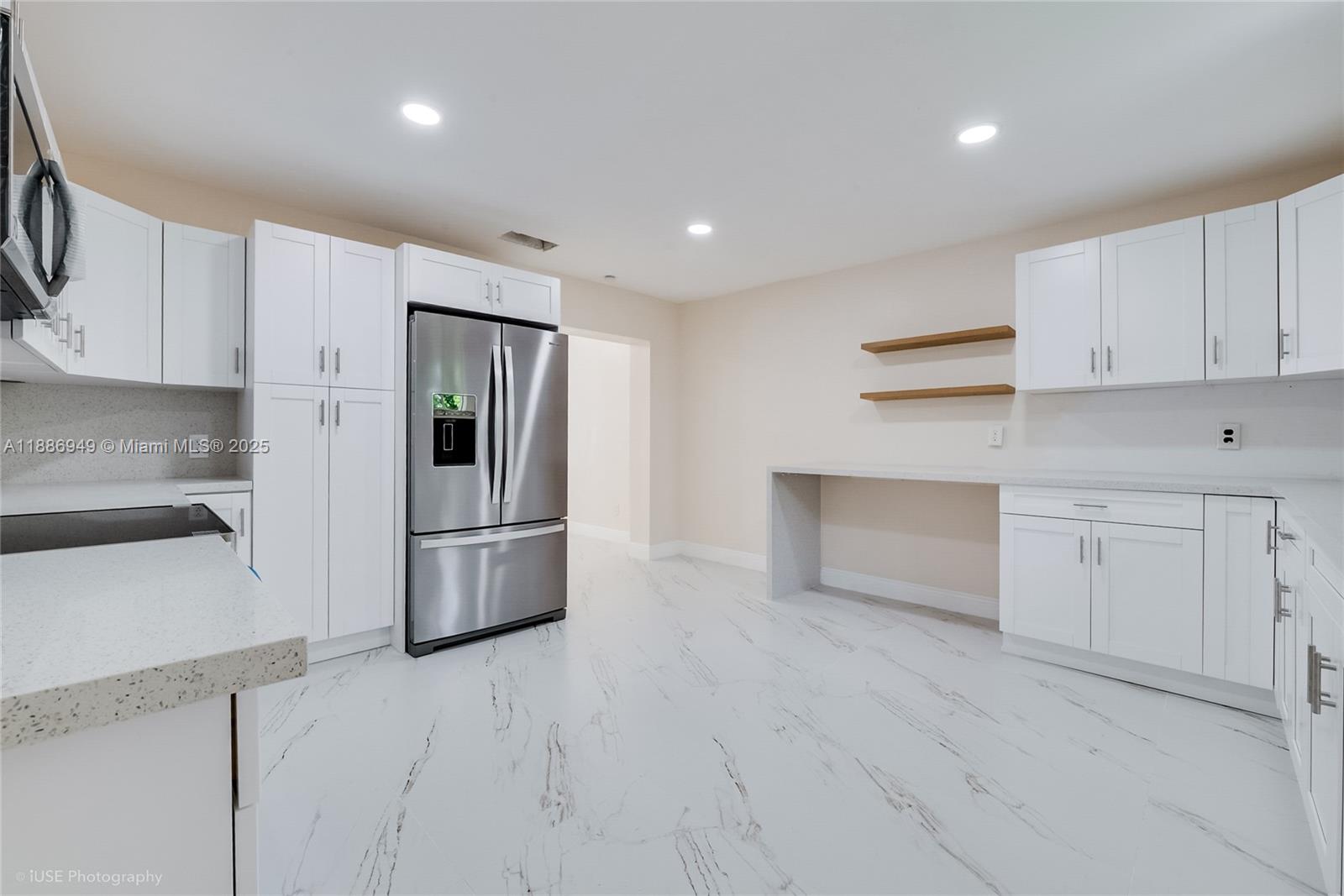 ROSEHAVEN - Residential Lease