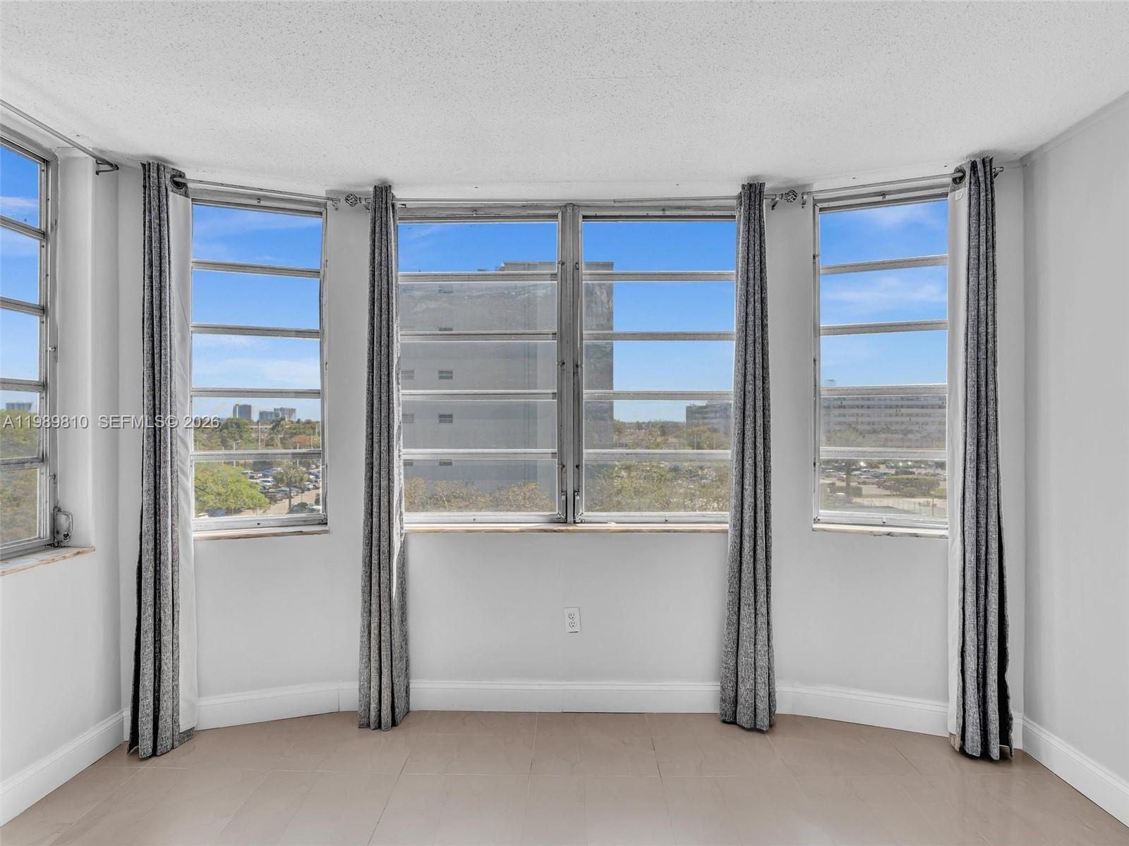 JADE WINDS GROUP - - Residential Lease