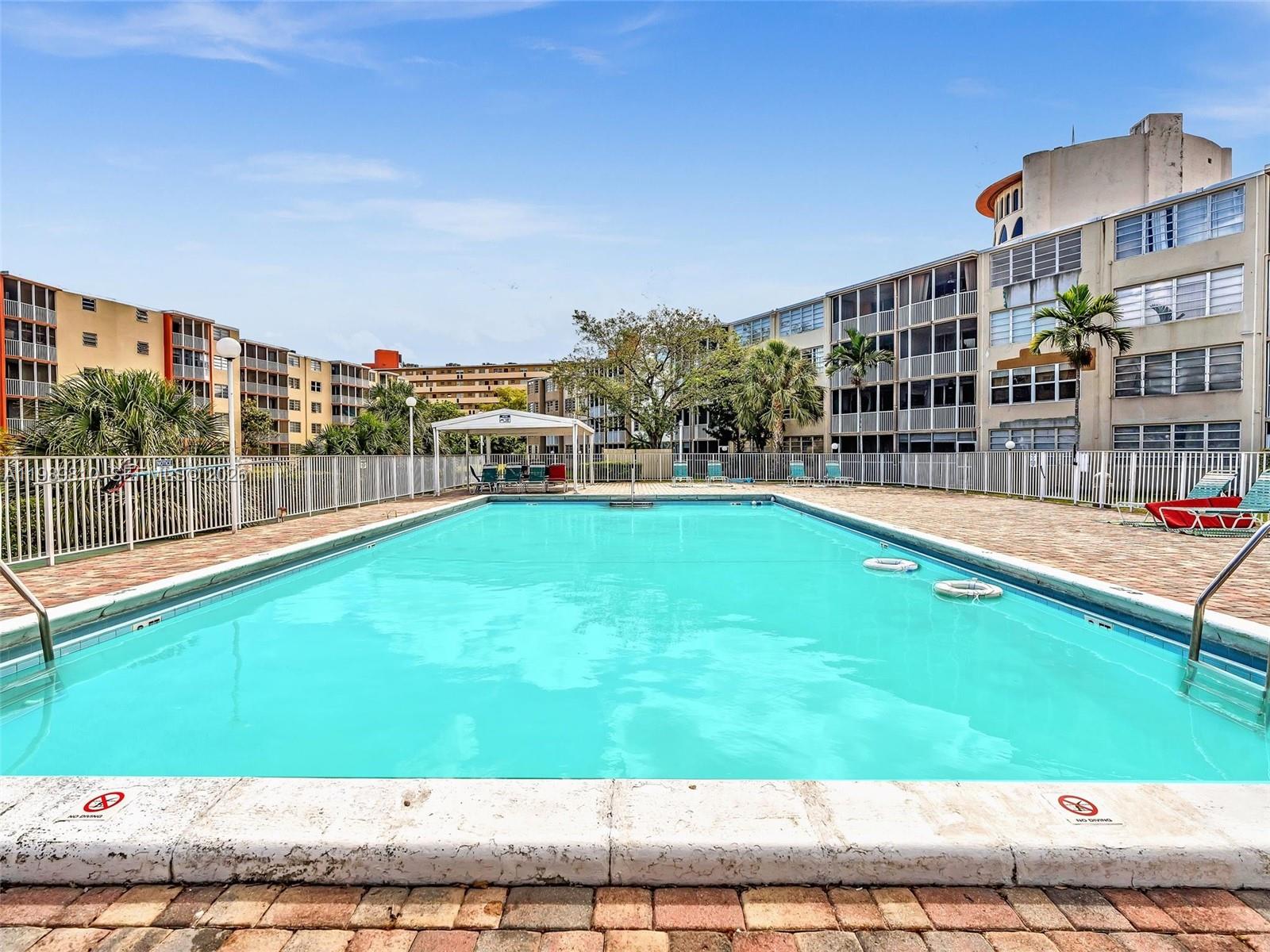 JADE WINDS GROUP - - Residential Lease