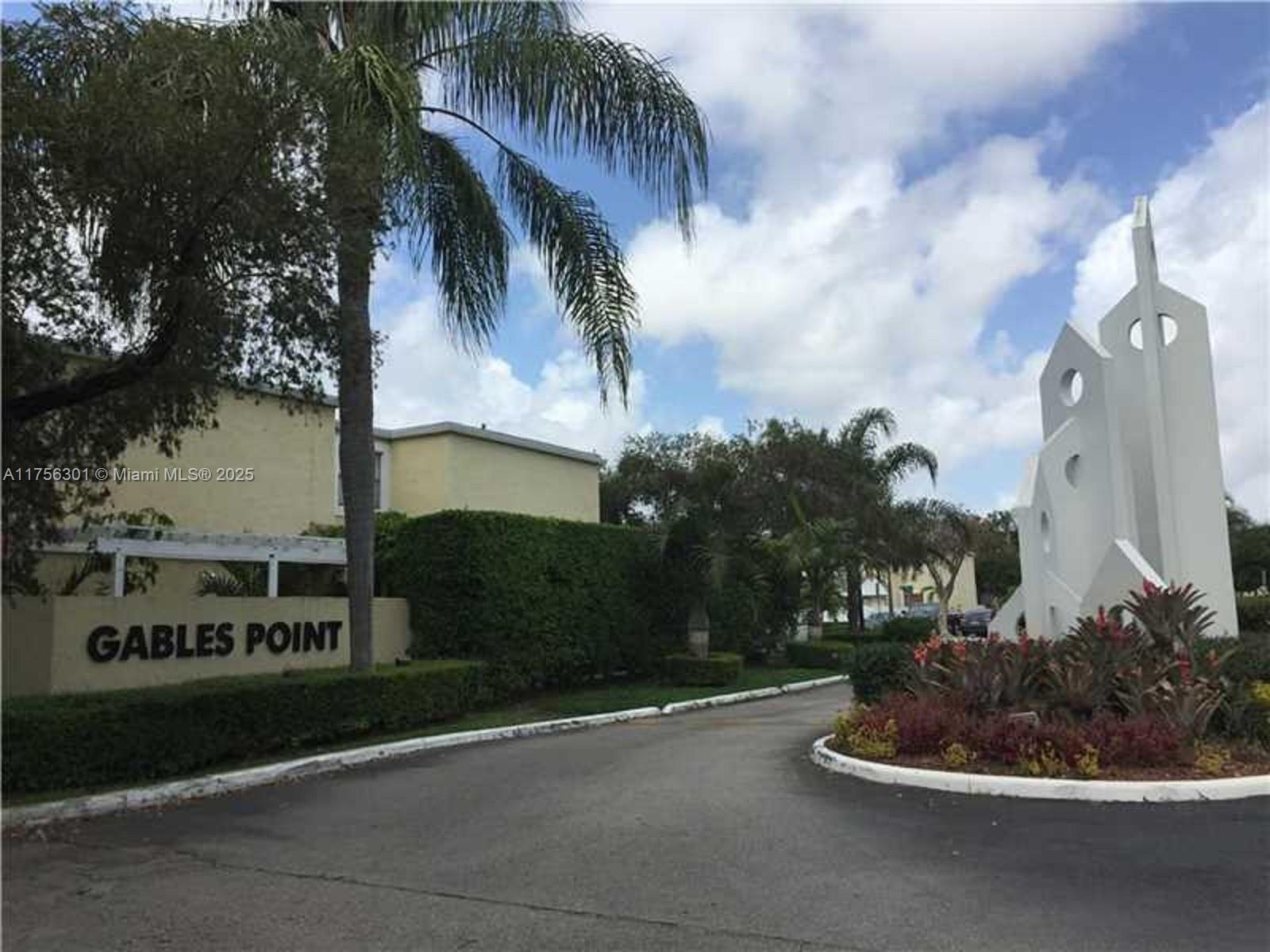 Rental Property at 4560 Sw 68th Court Circle 4, Miami, Broward County, Florida - Bedrooms: 2 
Bathrooms: 2  - $2,800 MO.