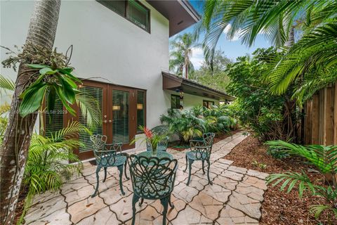 A home in Pinecrest