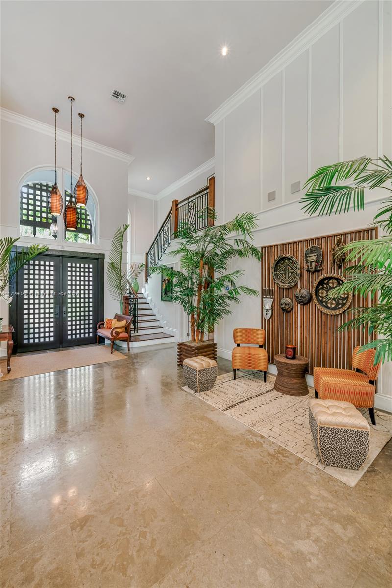 TALL OAKS - Residential